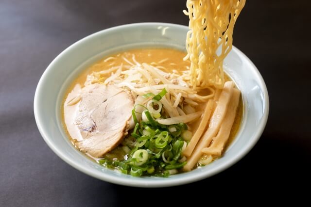 ちぢれ麺の魅力