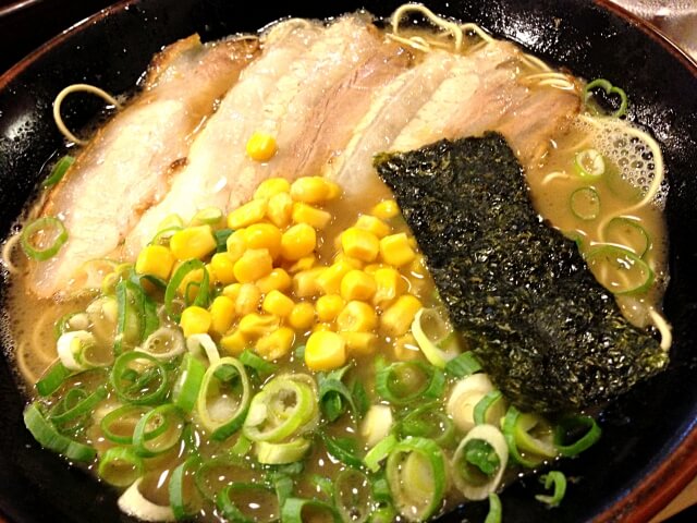 ラーメンの印象は「色」で決まる？麺の見た目が与える影響とは