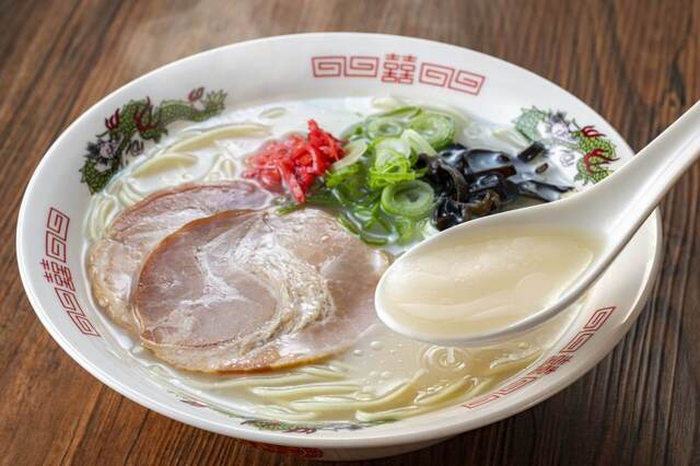 細麺の特性を最大限に引き出す相性の良いラーメンスープの選び方